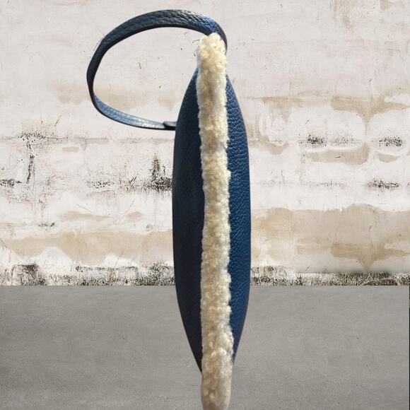 COACH Blue Leather Sherpa Lined Wristlet in Blue - Picture 6 of 7